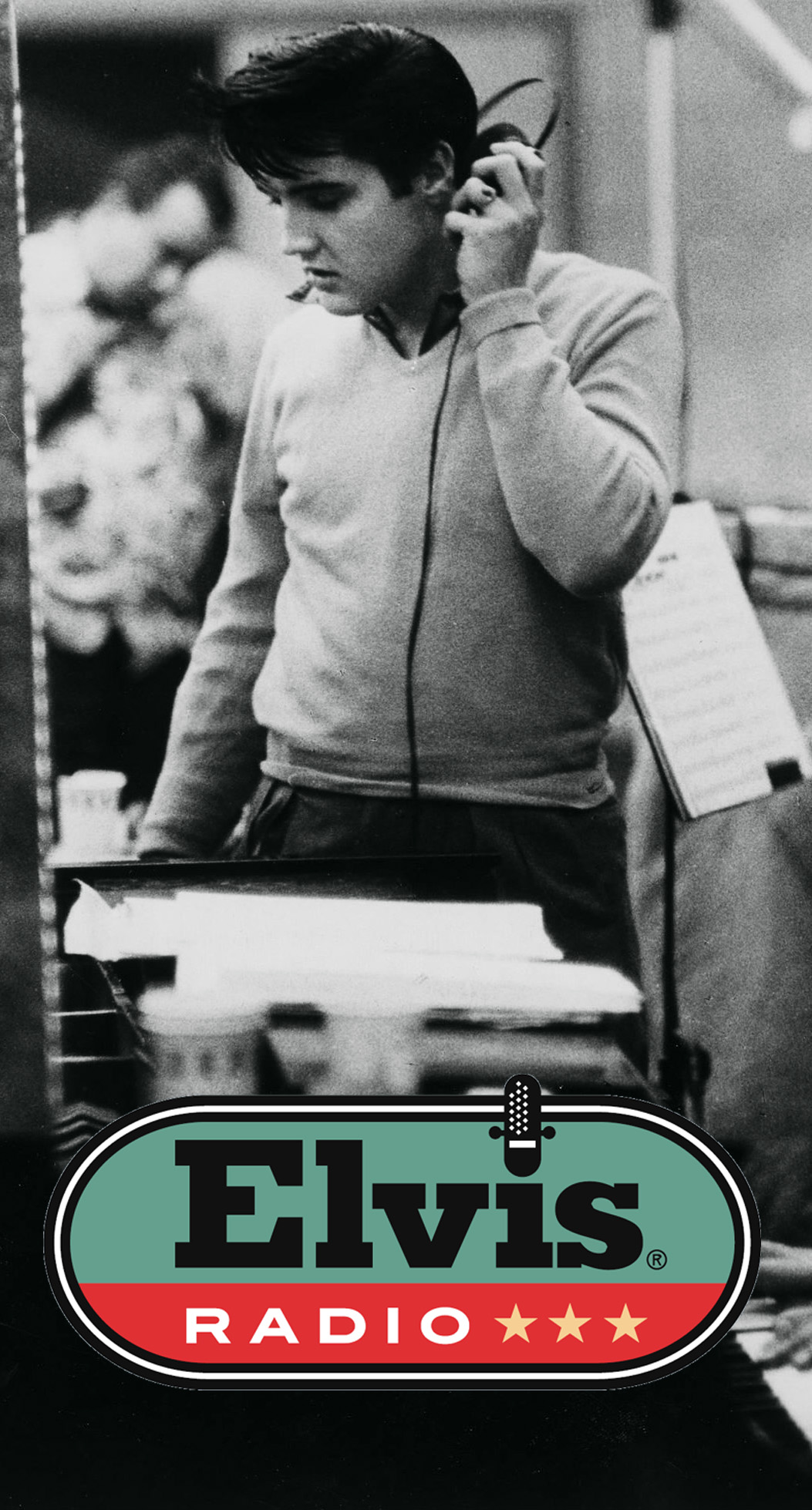 Elvis-Radio-Graceland.jpg