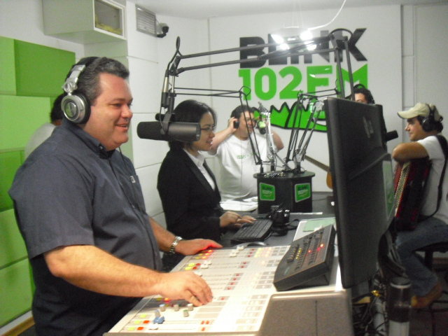 Blink 102 FM, foto from Hebert & Evandro Blink 102 FM, foto from Hebert & Evandro