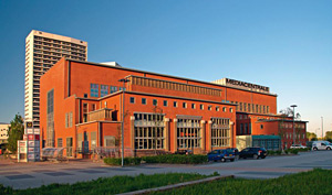 Mediacentrale. het onderkomen van onder meer Radio Noord in Groningen