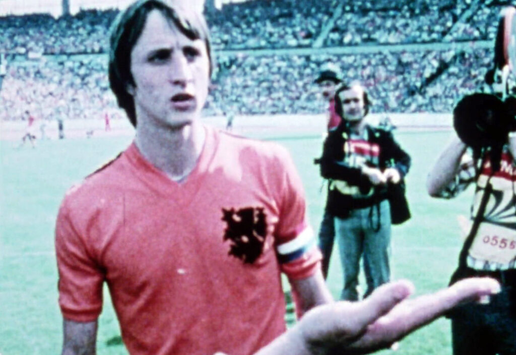 TROSpromo 1977 voor Johan Cruijff Over radiojingles en radiotunes TROSpromo 1977 voor Johan Cruijff Over radiojingles en radiotunes